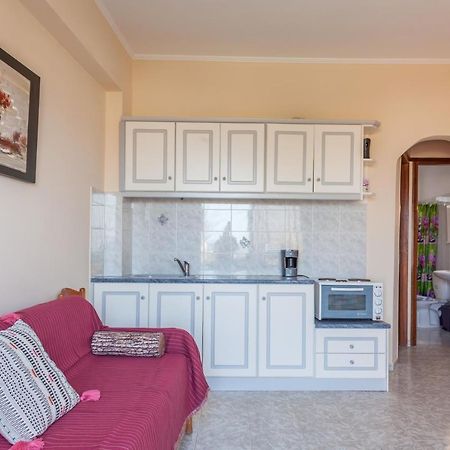 Christine Seaside Apartments In Chania Stalos Ngoại thất bức ảnh