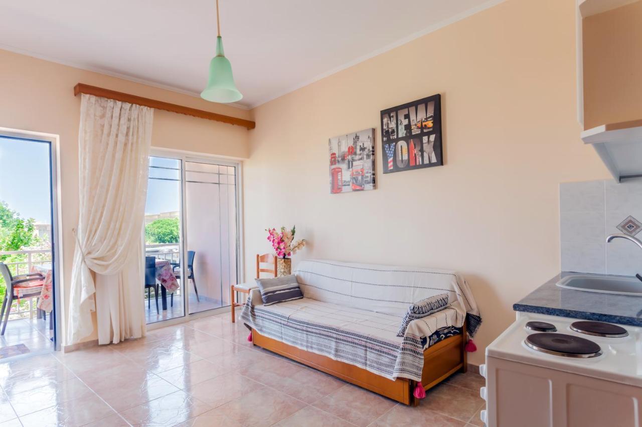 Christine Seaside Apartments In Chania Stalos Ngoại thất bức ảnh