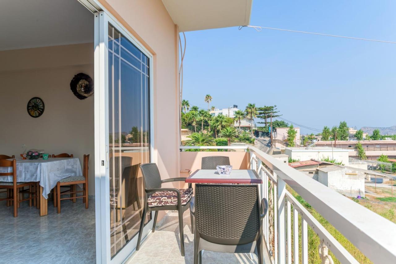 Christine Seaside Apartments In Chania Stalos Ngoại thất bức ảnh