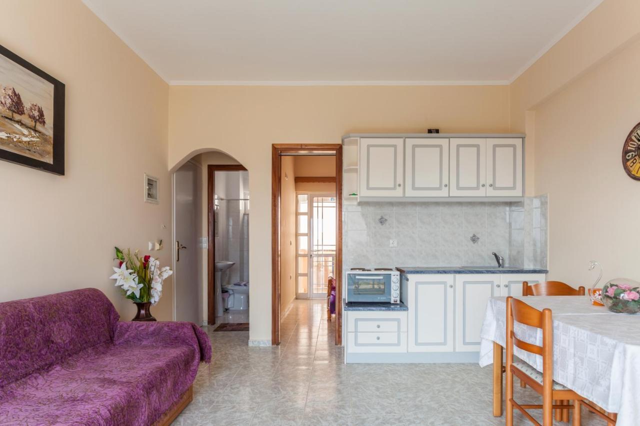 Christine Seaside Apartments In Chania Stalos Ngoại thất bức ảnh