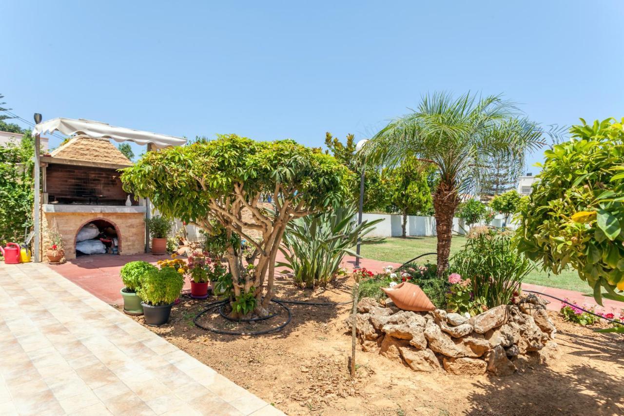 Christine Seaside Apartments In Chania Stalos Ngoại thất bức ảnh