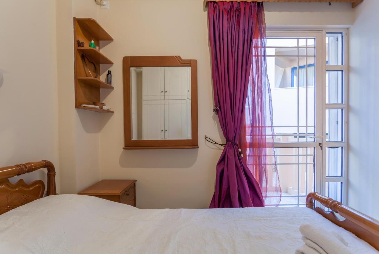 Christine Seaside Apartments In Chania Stalos Ngoại thất bức ảnh