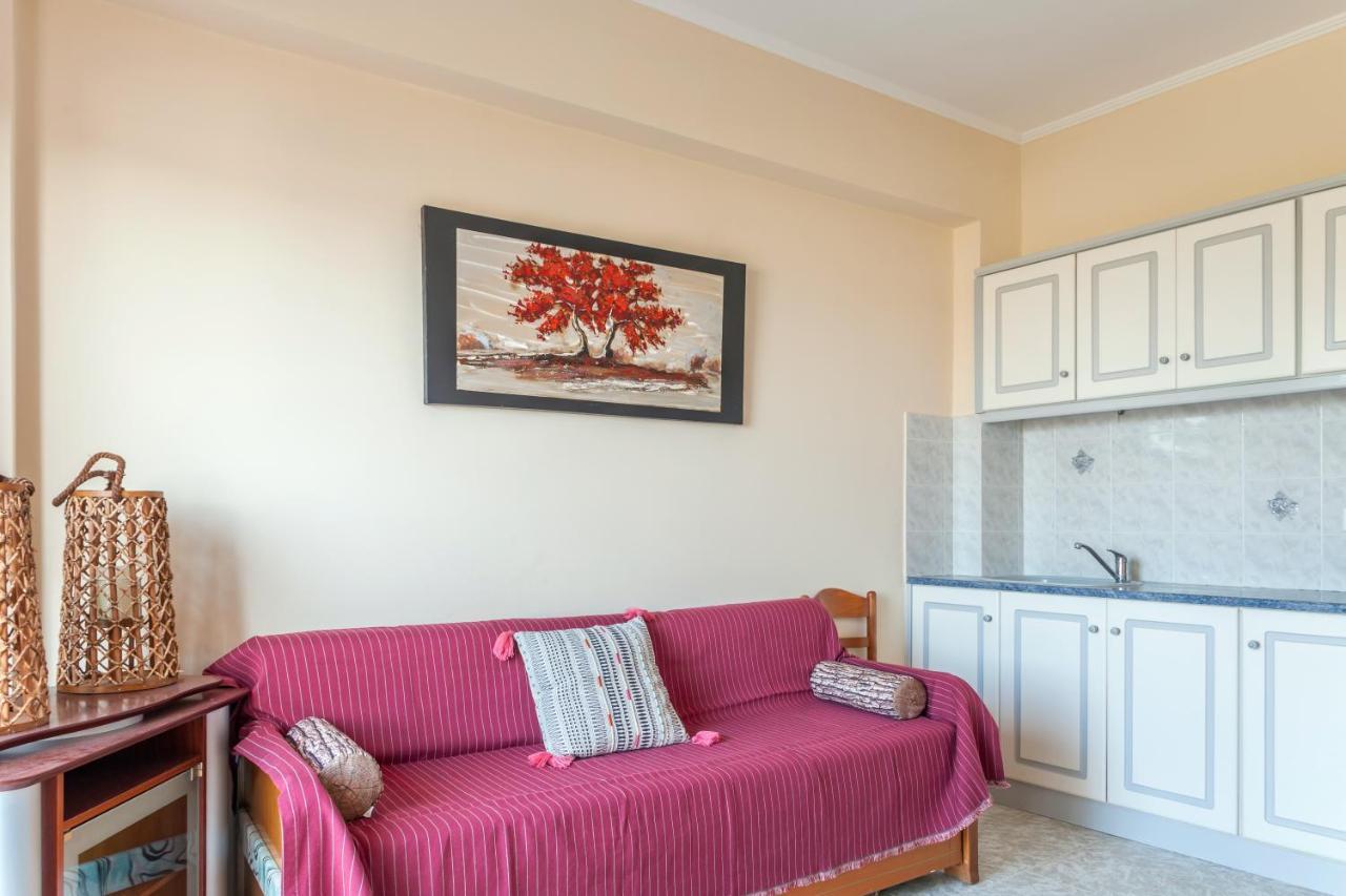 Christine Seaside Apartments In Chania Stalos Ngoại thất bức ảnh